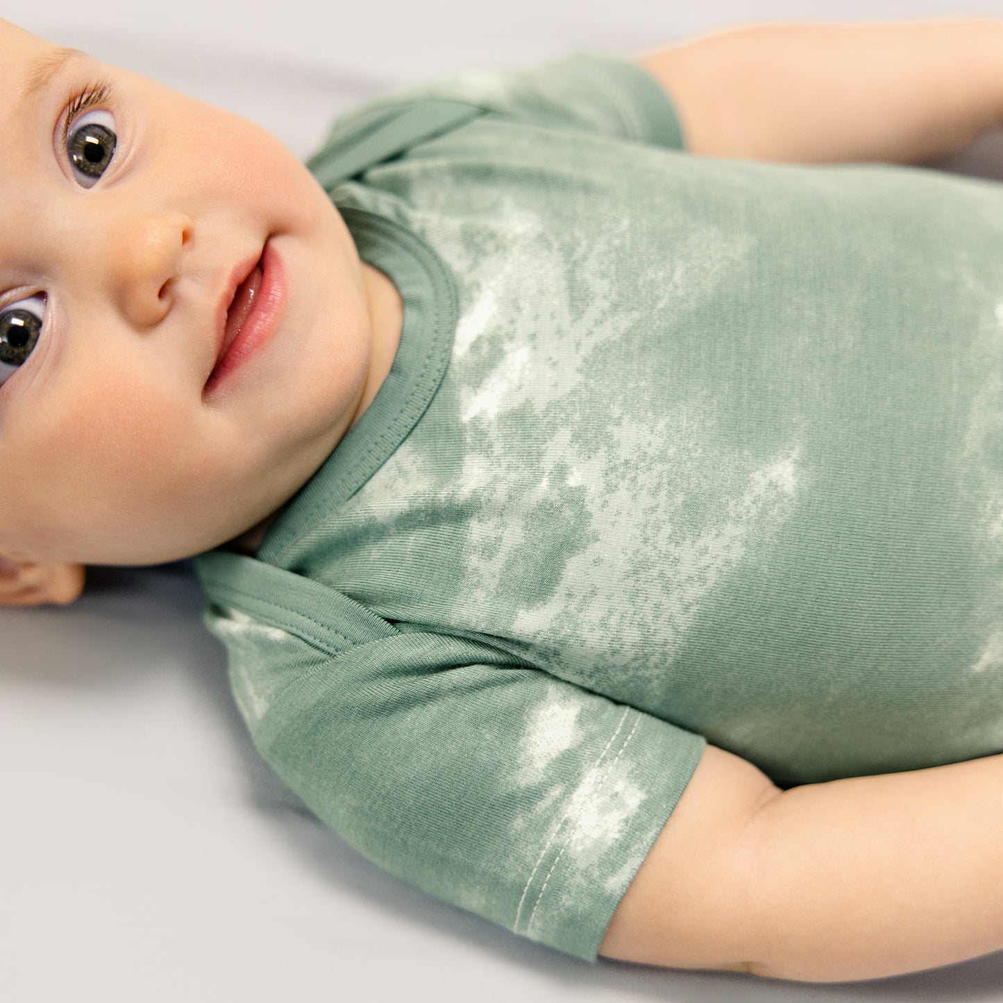 Short Sleeve Bodysuit in Pine