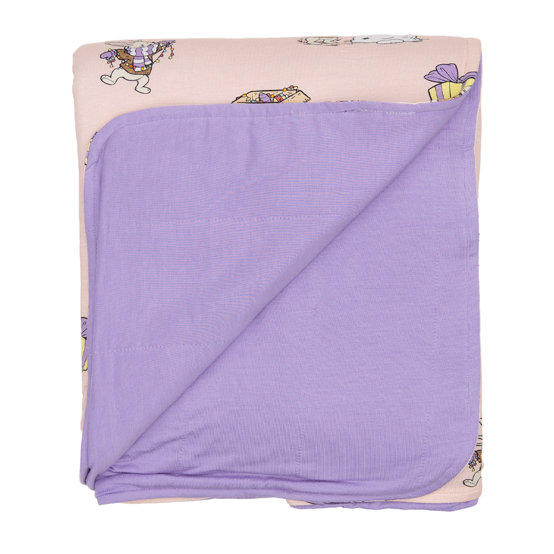 Cozy Blanket in Hoppy Holidays