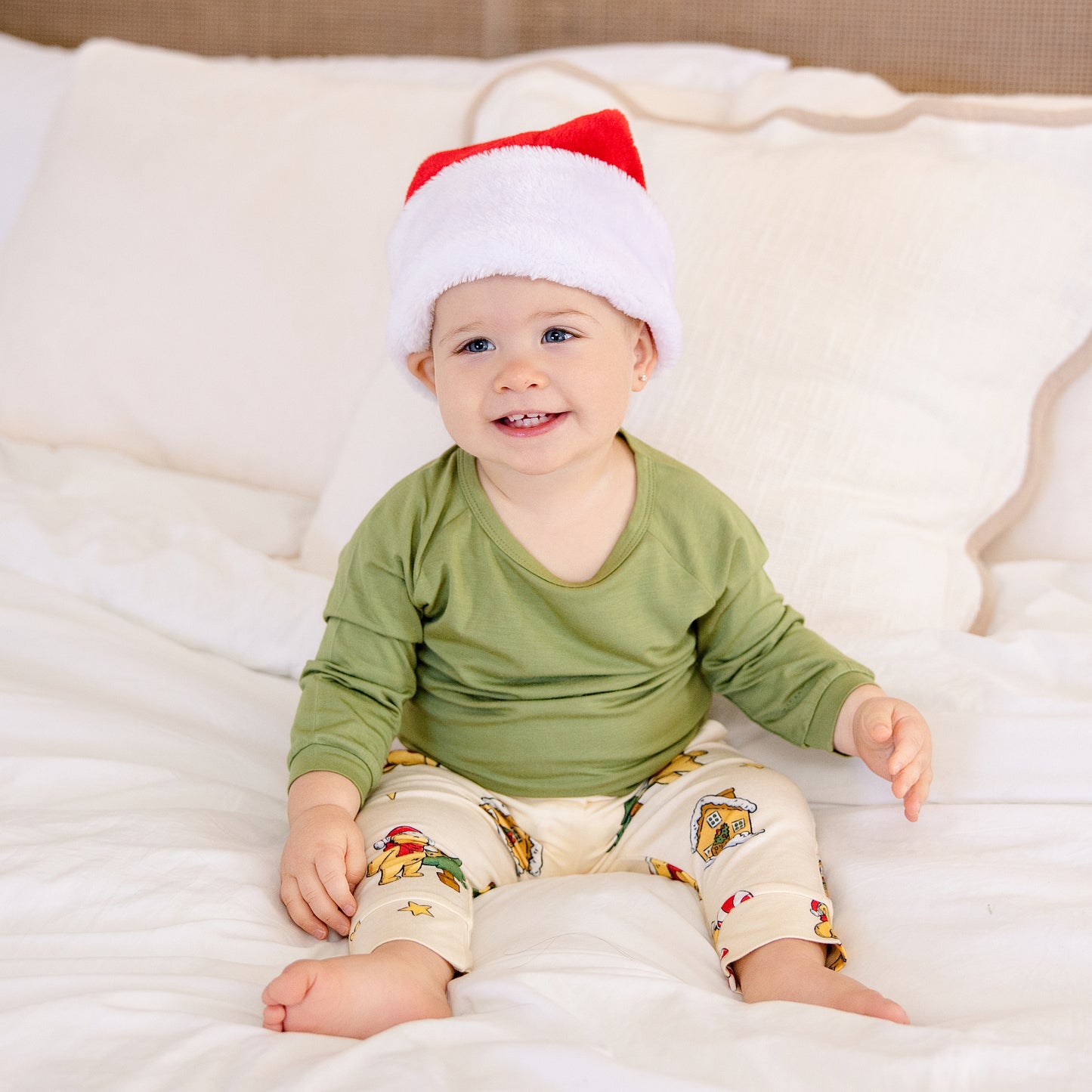 Long Sleeve Jogger Set in Beary Merry Christmas