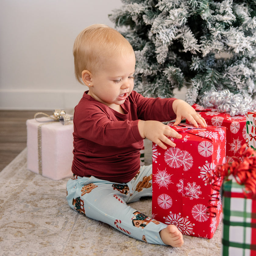 Long Sleeve Jogger Set in Gingerbread Lane