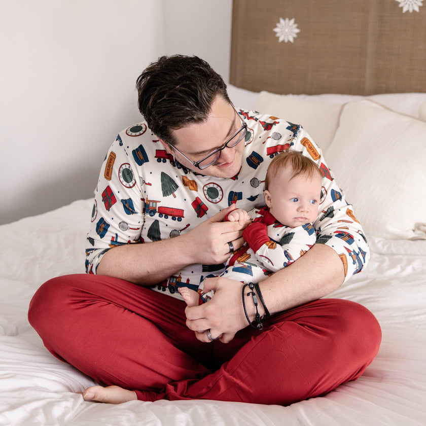 Men's Jogger Set in Holiday Express