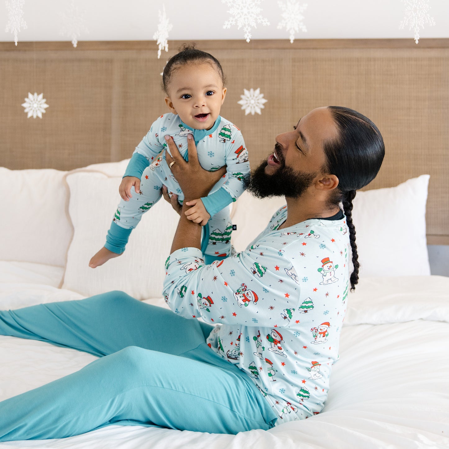 Men's Jogger Set in Jingle and Glide