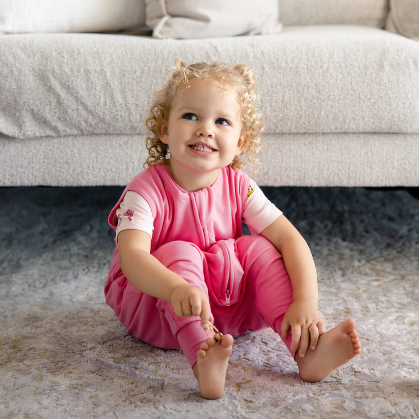 Sleep Sack Walker in Pawprint Petal 0.5 TOG