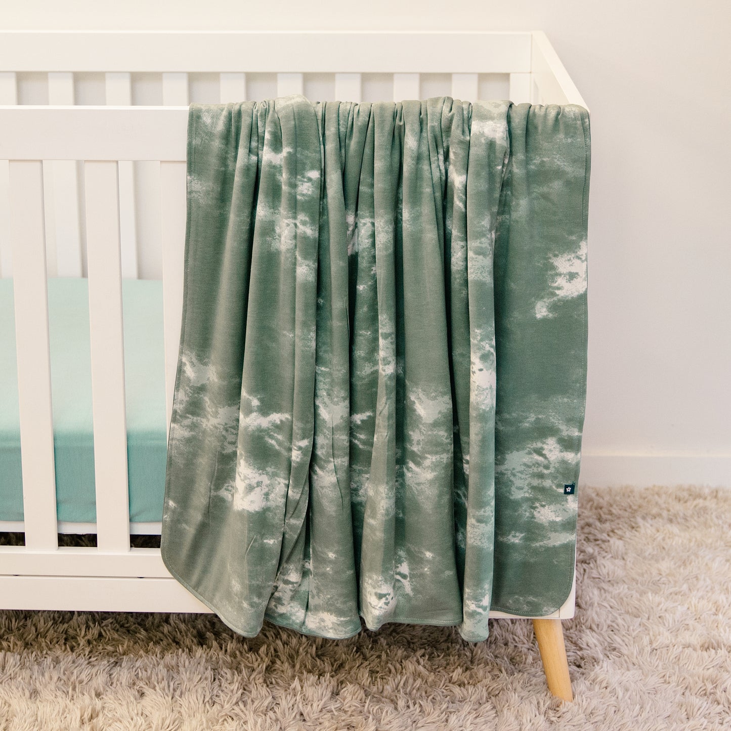 Cozy Blanket in Pine