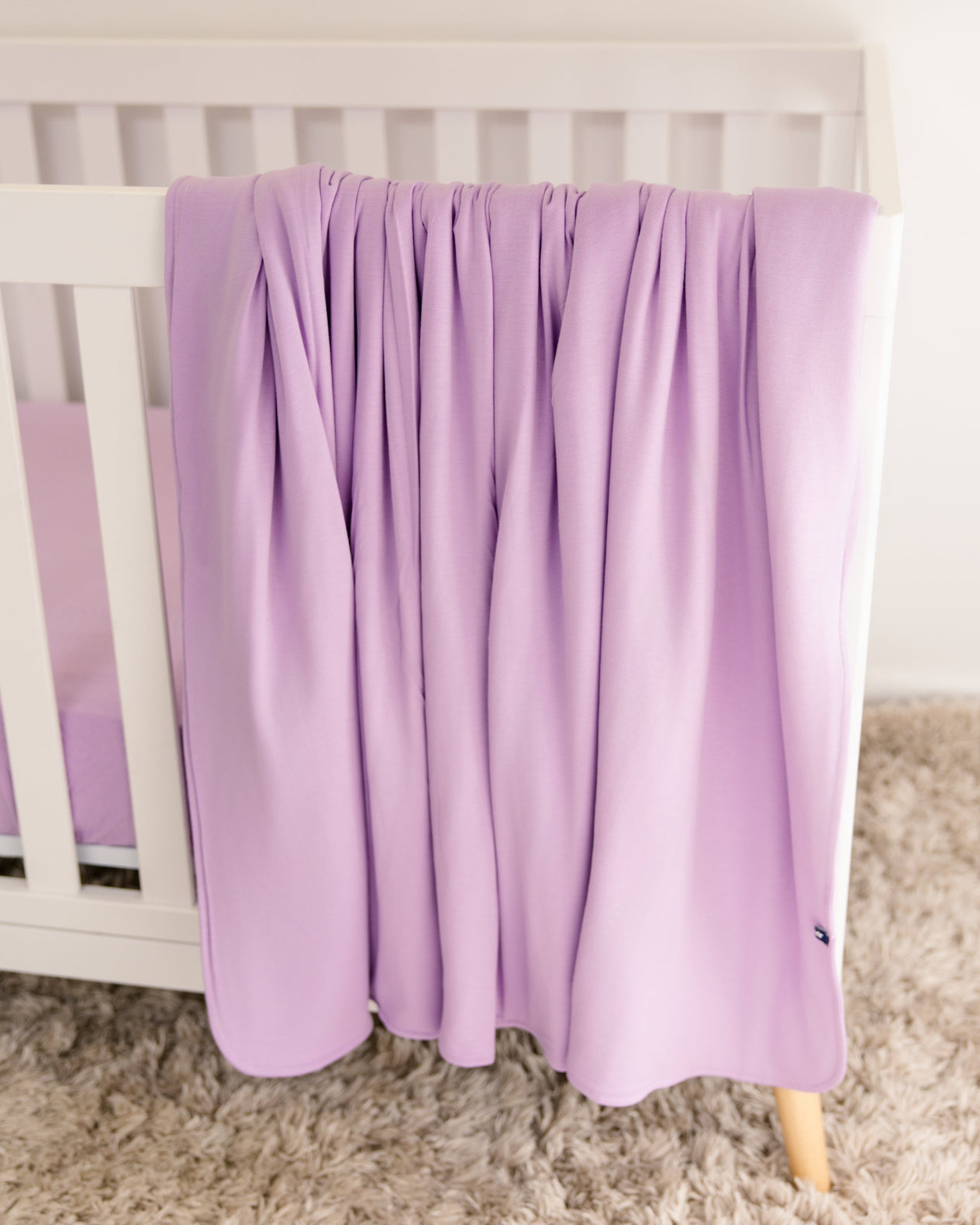 Cozy Blanket in Violet