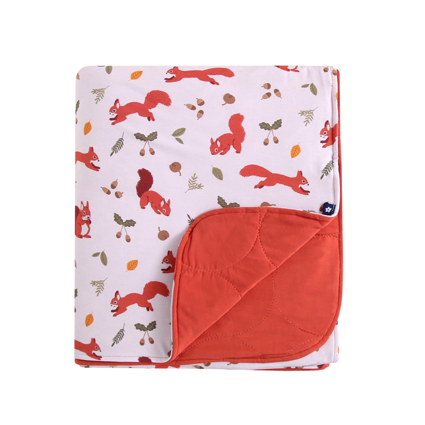 Cozy Toddler Blanket in Squirrels and Nuts 1.0 TOG