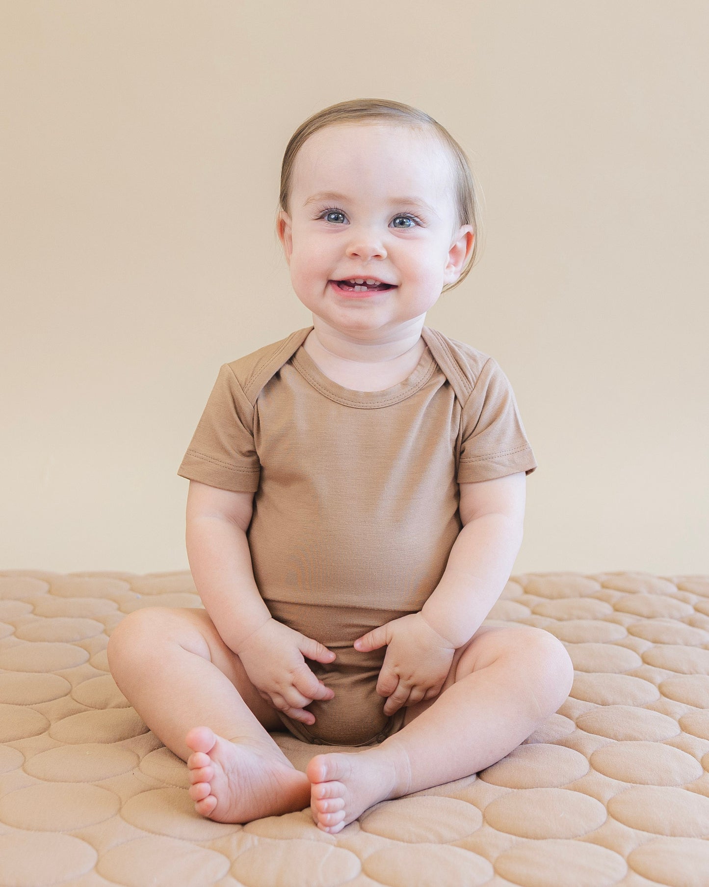 Short Sleeve Bodysuit in Mocha