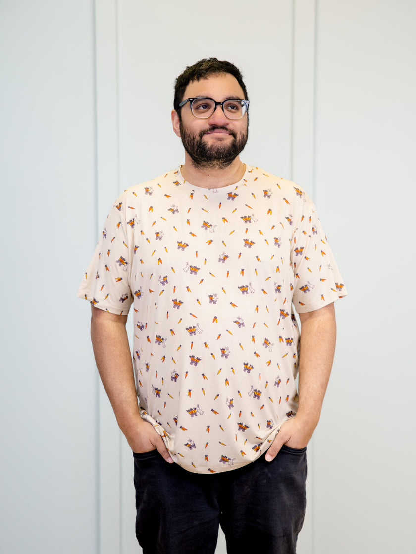 Men's Crew Neck Tee in Carrots and Bunny