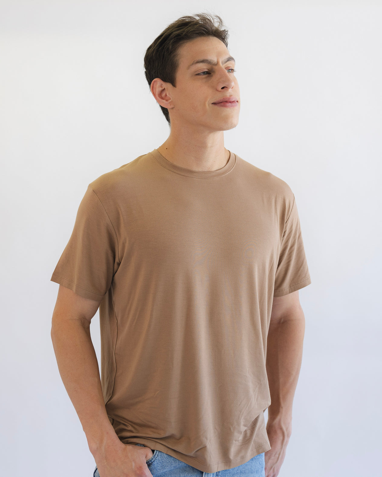 Men's Crew Neck Tee in Mocha