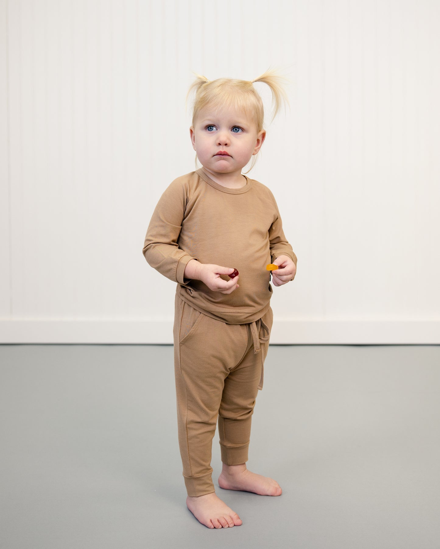 Long Sleeve Jogger Set in Mocha