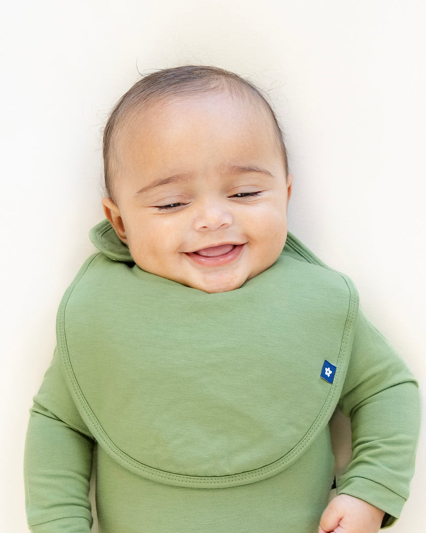 Plush Bib in Evergreen