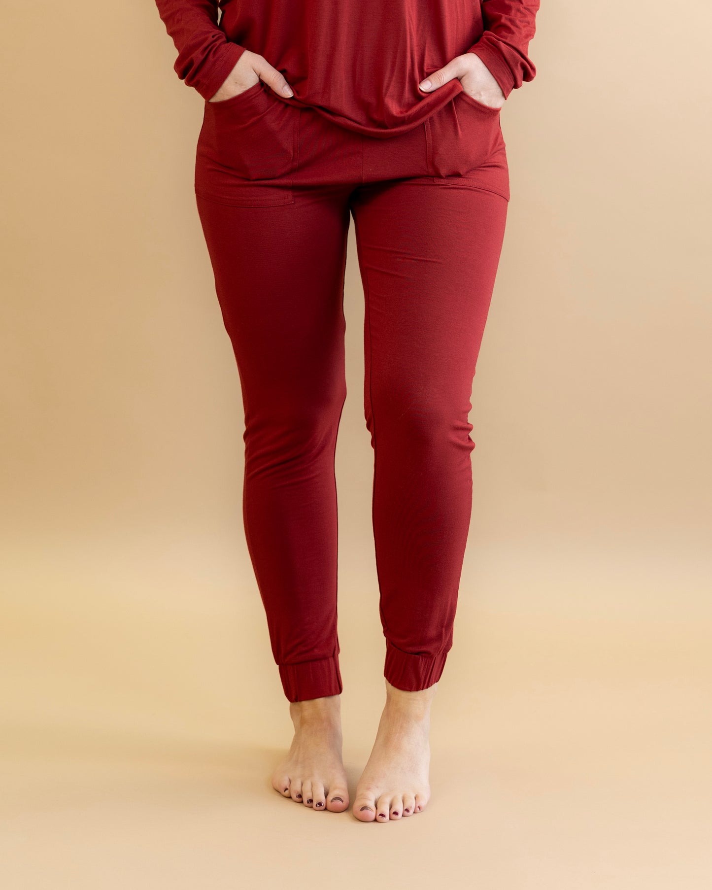 Women's Yoga Pant in Garnet