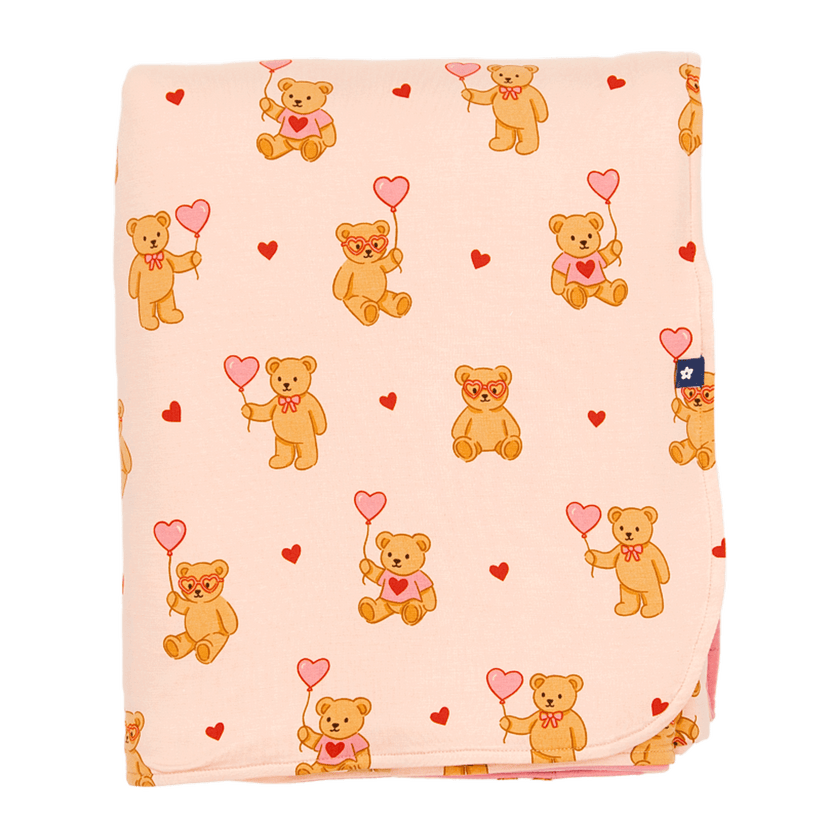 Cozy Blanket in Strawbeary
