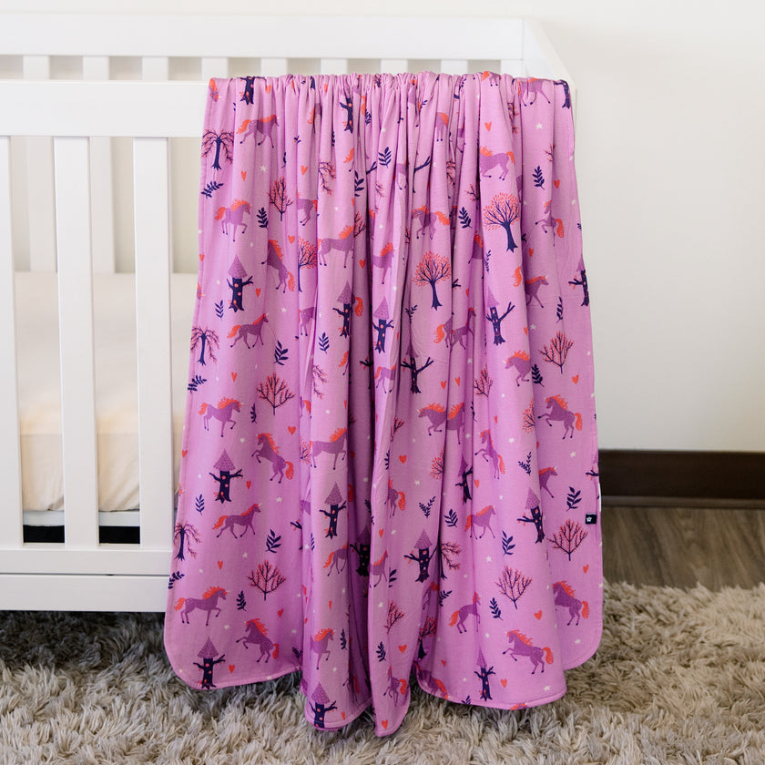 Cozy Blanket in Unicorns