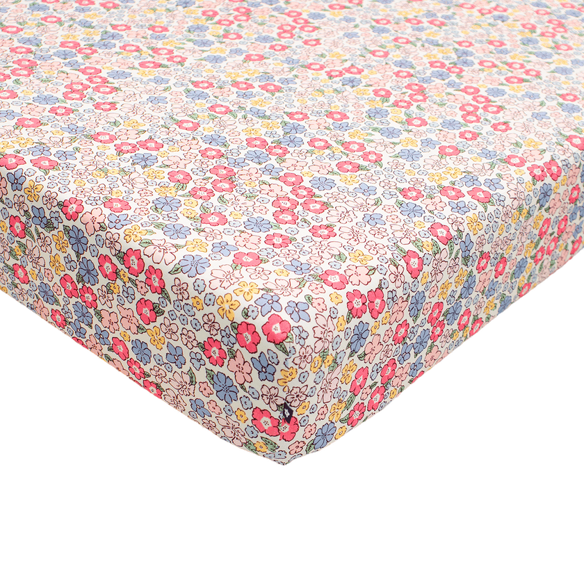 Crib Sheet in Ditsy Delight