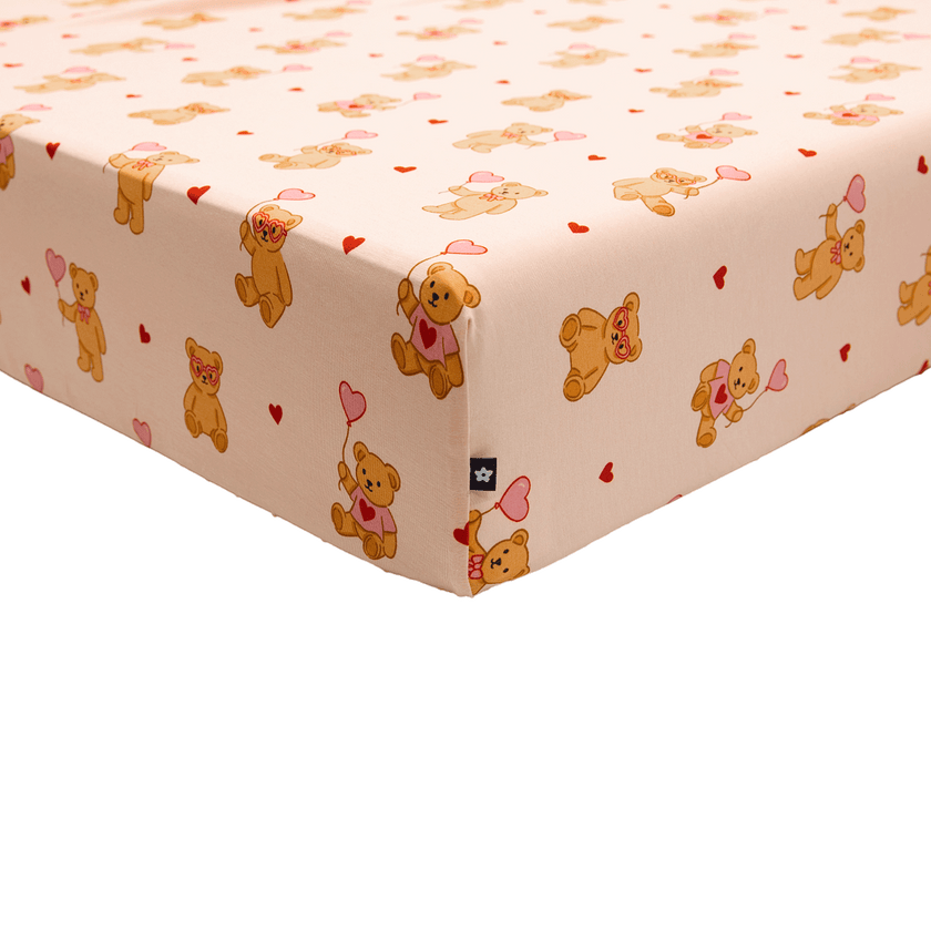 Crib Sheet in Strawbeary