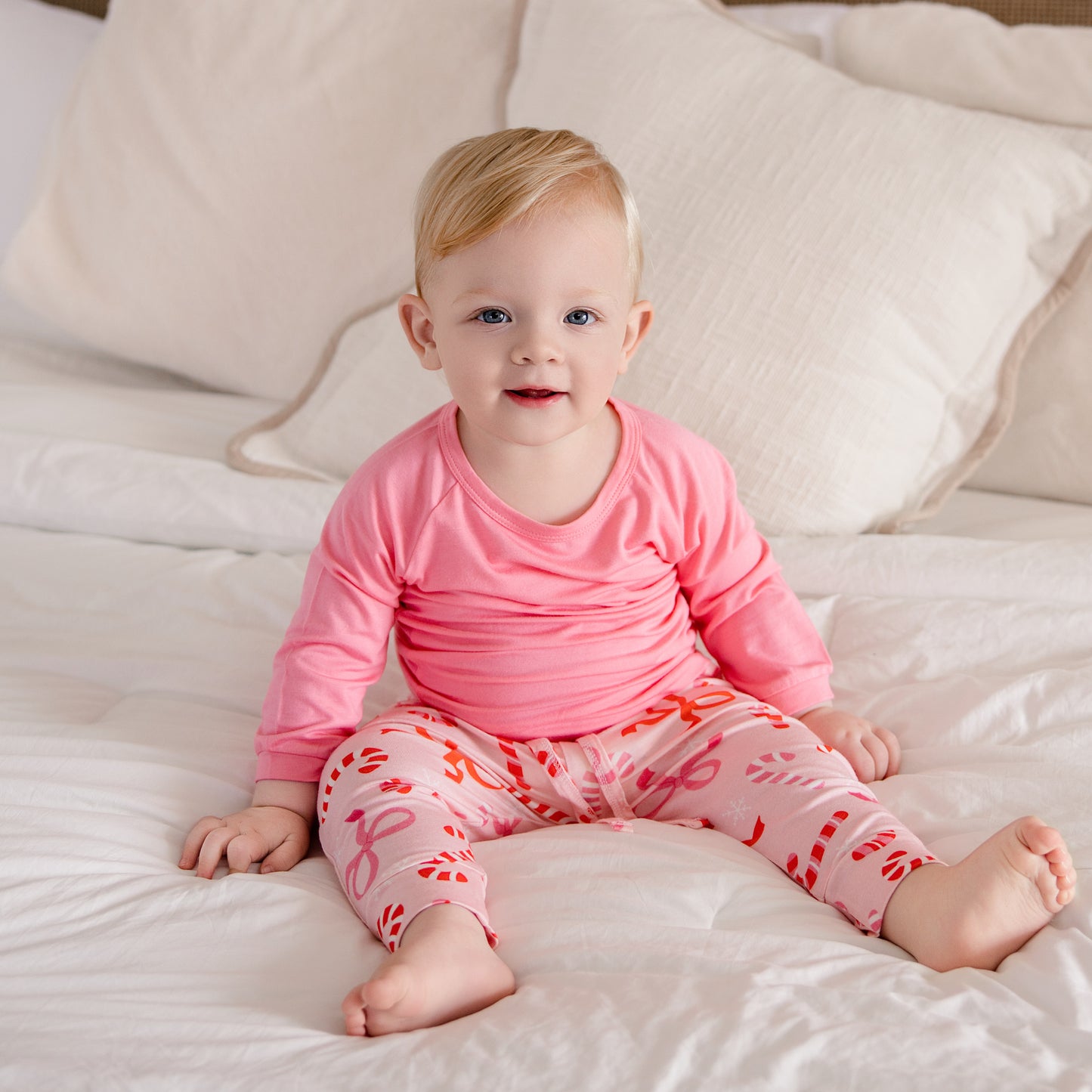 Long Sleeve Jogger Set in Ribbon and Cheer