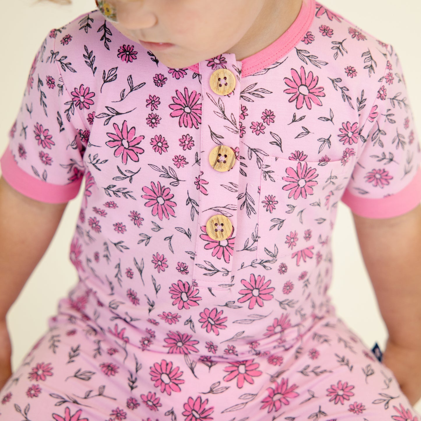 Short Romper in Ditsy Daisies