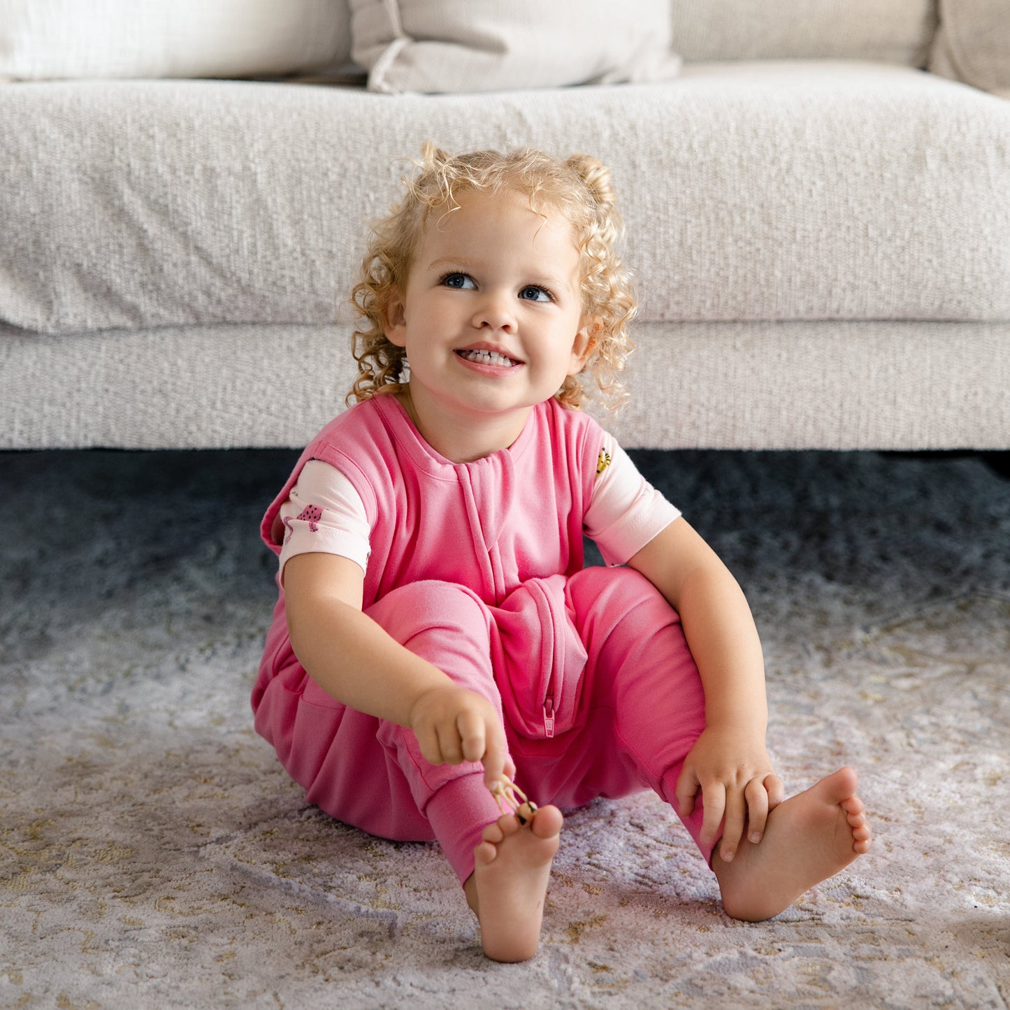 Sleep Sack Walker in Pawprint Petal 0.5 TOG