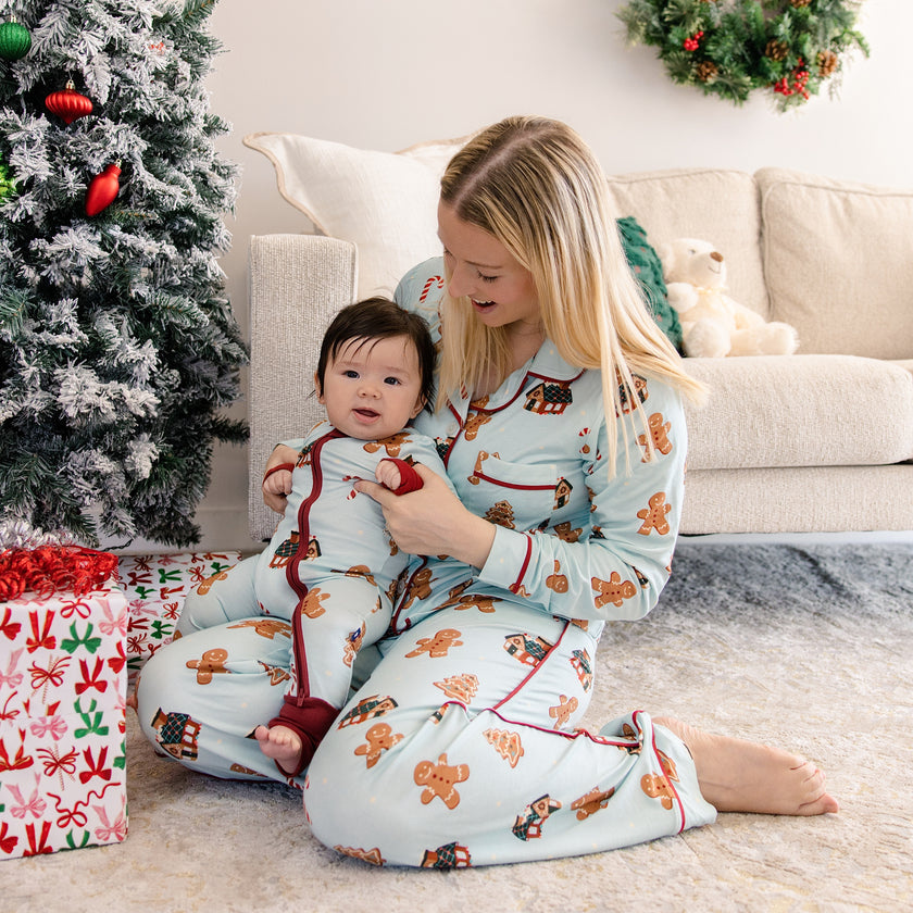 Women's Long Pajama Set in Gingerbread Lane
