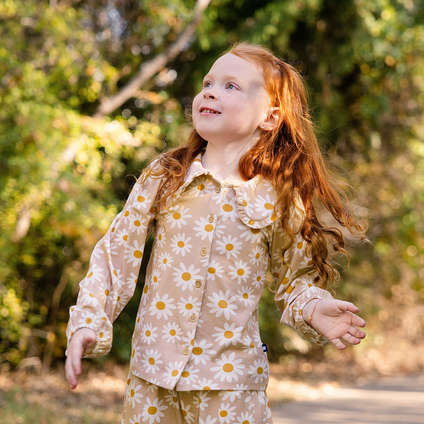 Collared Button Up Shirt in Daisy Days