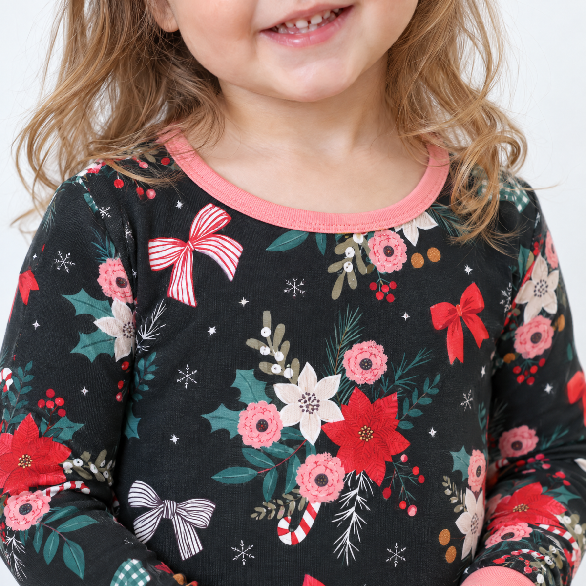Long Sleeve Pajamas in Holly and Bloom