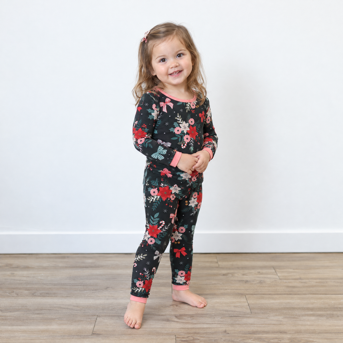 Long Sleeve Pajamas in Holly and Bloom
