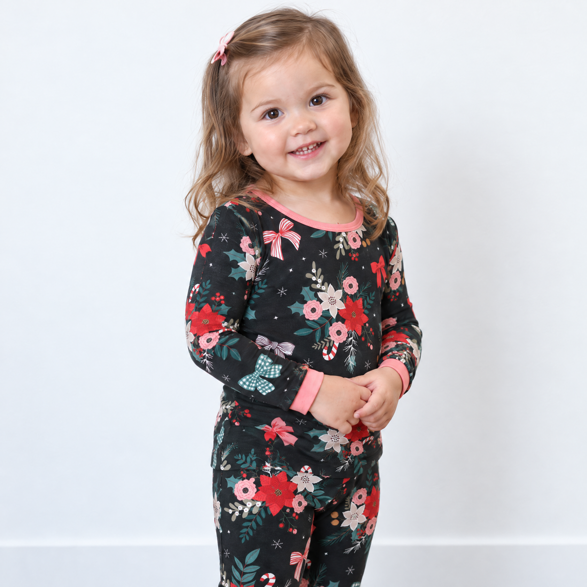 Long Sleeve Pajamas in Holly and Bloom