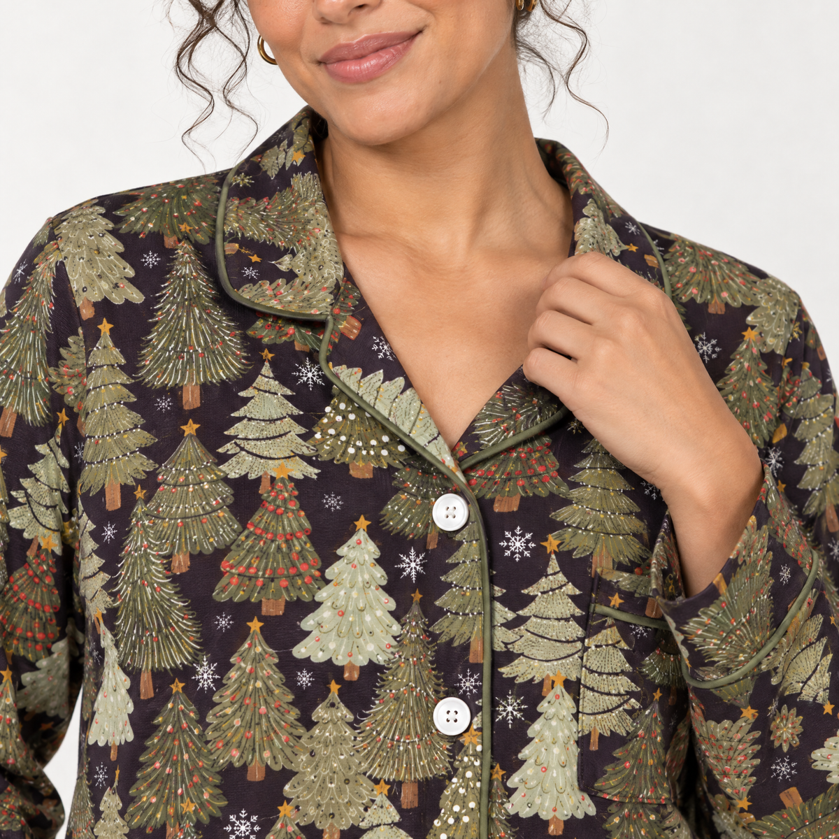Women's Long Sleeve Pajamas in Festive Trees