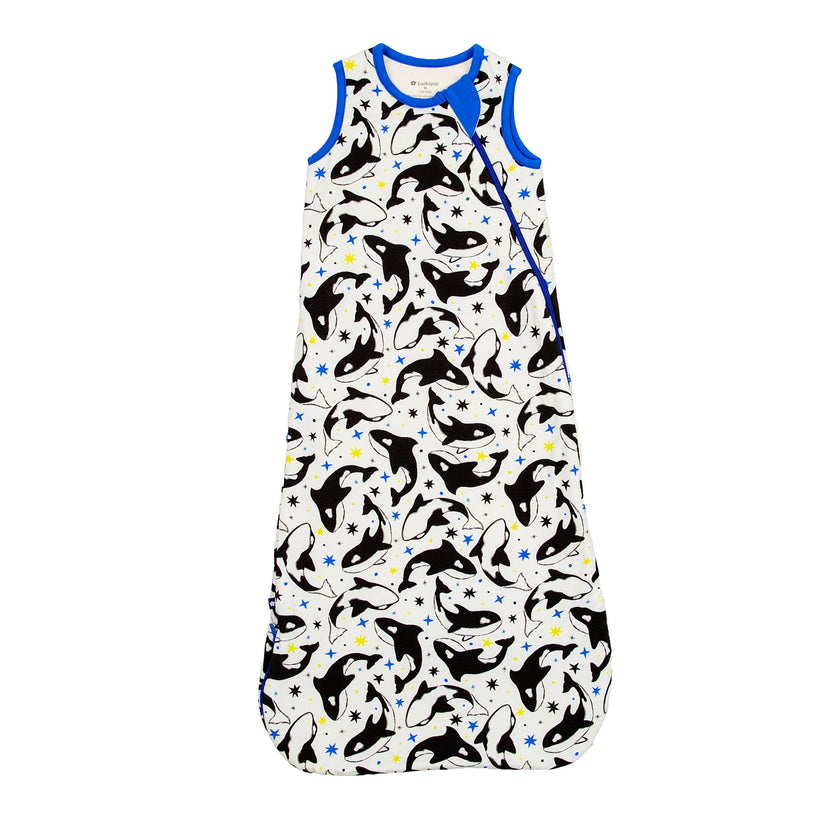 Sleep Bag in Dancing Orcas 1.0 TOG